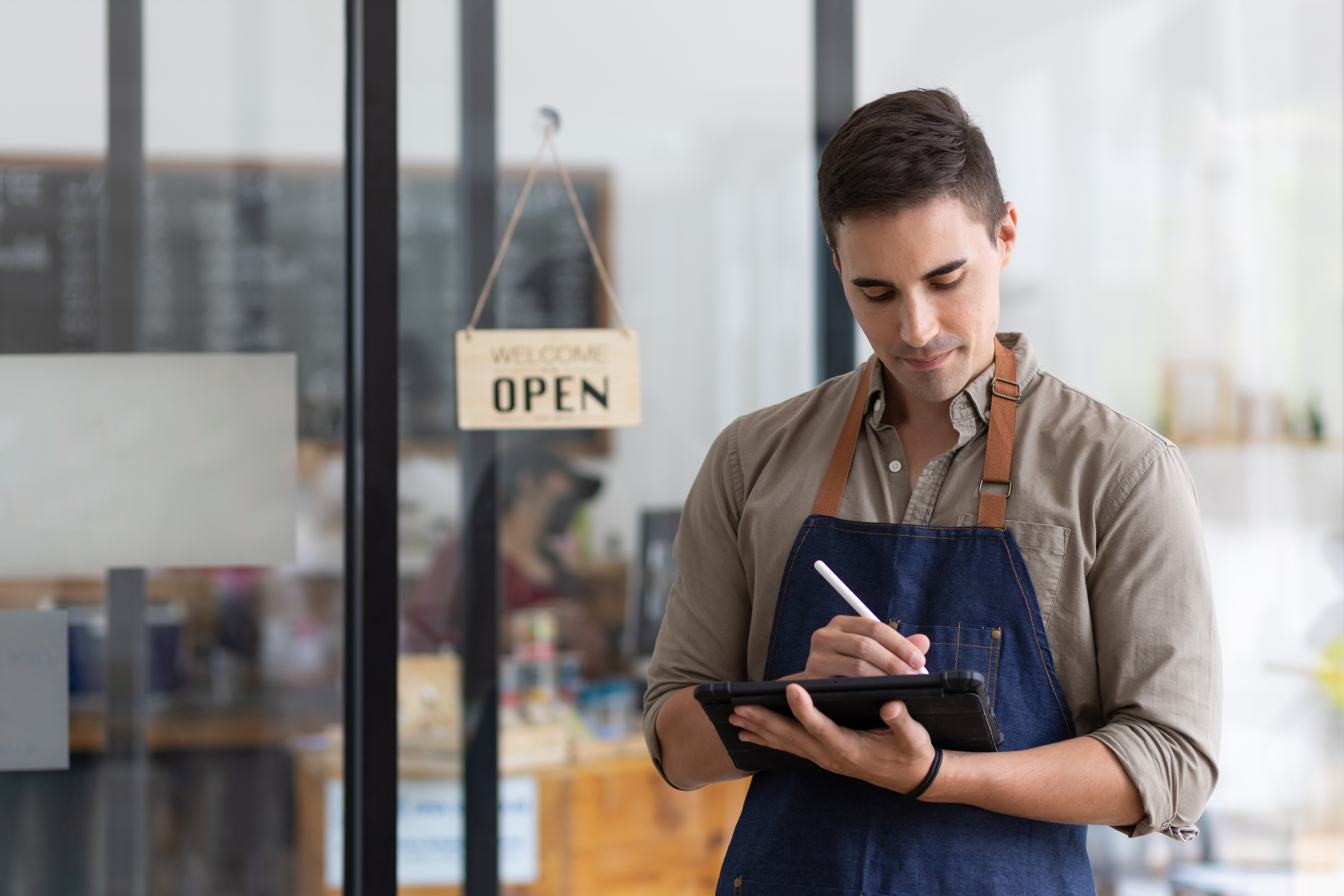 Mitigating Retail Theft with Better Key Control and Smart Access Locks