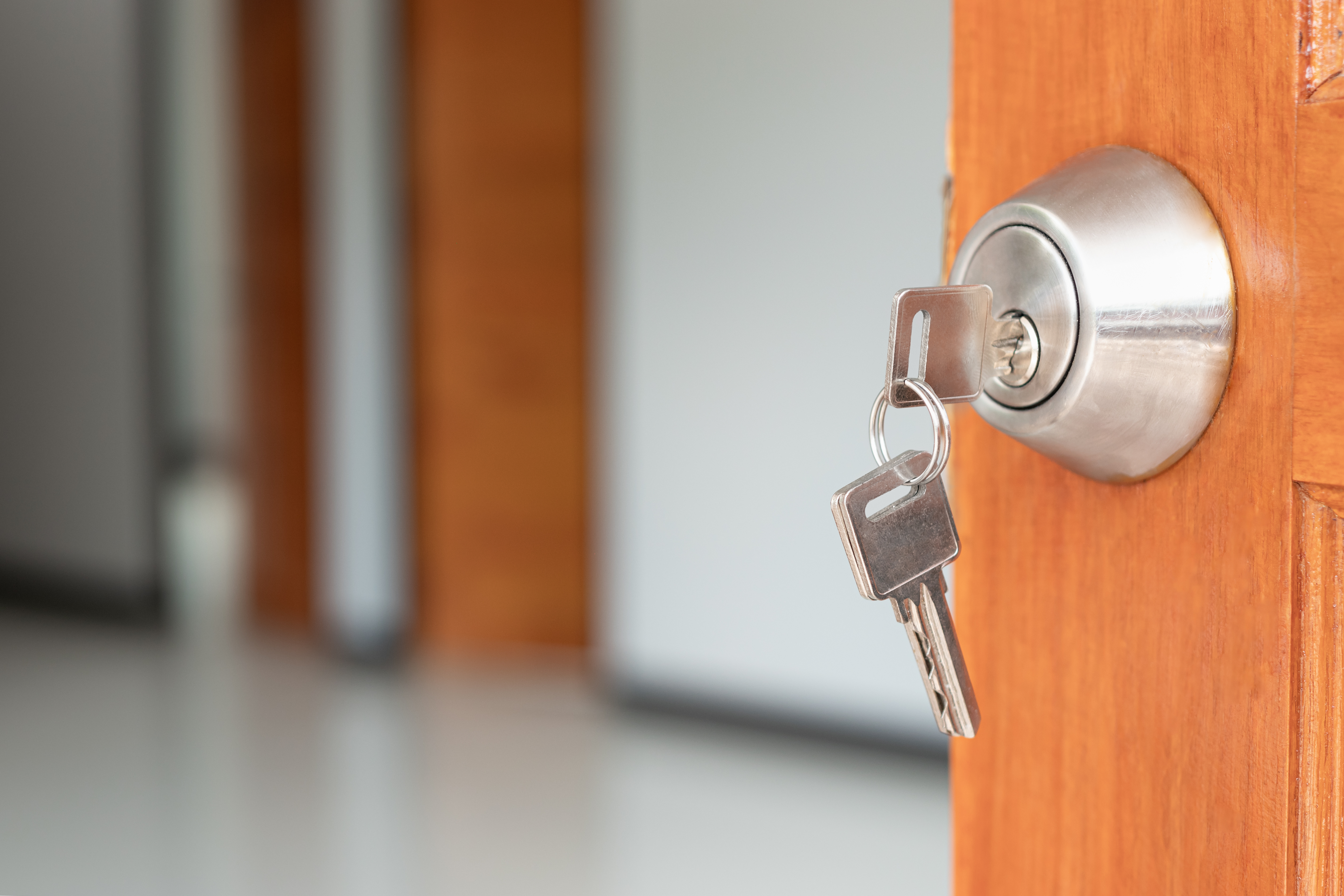 How a Master Key System Improves Commercial Facility Security
